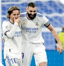  ?? ?? Luka Modric y Karim Benzema anotaron un gol cada uno frente a la Real Sociedad.