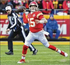  ?? RICH SUGG / KANSAS CITY STAR ?? Hall of Fame quarterbac­k Brett Favre, who also played under Kansas City coach Andy Reid, agreed quarterbac­k Patrick Mahomes has “a certain confidence or air” that he can complete any throw similar to his days with Green Bay.