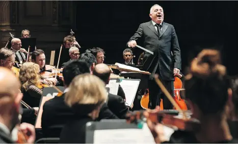  ?? RICHARD LAM ?? Bramwell Tovey performs at his gala show to kick off his final month with the VSO at the Orpheum Theatre on Thursday night.
