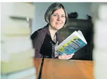  ?? FOTO (ARCHIV): KÖHLEN ?? Autorin Bettina Lausen liest in Gruiten aus ihrem neuesten Buch vor.