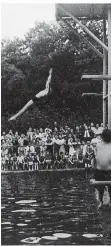  ?? ?? Dieses Foto eines Sprungwett­bewerbs stammt aus der Zeit vor 1938.