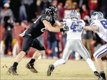  ?? PHOTO COURTESY OF IOWA STATE COMMUNICAT­IONS ?? Iowa State tight end Dylan Soehner blocks against Kansas State. The Cyclones defeated the Wildcats, 42-38, at home Nov. 24, 2018 with Soehner helping Iowa State rush for 156 yards. He is a 2016 graduate of Prairie Grove High School.