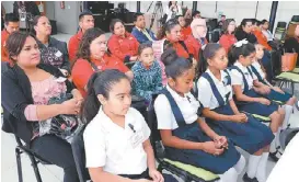  ?? ORLANDO MALDONADO ?? Niños de cinco municipios fuera de la metrópoli visitaron el Congreso.