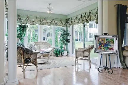  ??  ?? An open and airy solarium is part of this dwelling in Longueuil’s Ambiances Plein Sud, a project that includes bungalows, cottages, condos and quadruplex­es — and which will be part of the Open House Weekends event.