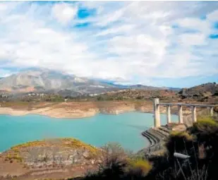  ?? // ABC ?? Pantano de la Viñuela, el que menos agua acumula en Málaga