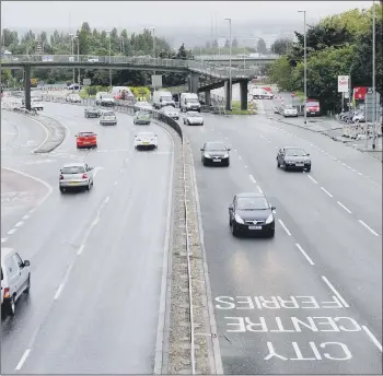  ?? Picture: Allan Hutchings ?? IMPROVEMEN­T London Road at Hilsea, looking north-bound towards Portsbridg­e Roundabout.