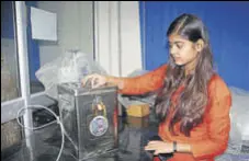  ?? MANOJ DHAKA/HT ?? A student casting her vote during polling for class representa­tives at Maharshi Dayanand University on Wednesday.