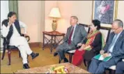  ??  ?? Pakistan Prime Minster Imran Khan in a meeting with US senator Lindsey Graham in New York. PTI