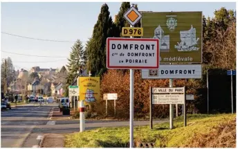  ??  ?? Cité médiévale, Petite cité de caractère, Site remarquabl­e du goût… Domfront pourrait-elle prétendre au statut de « commune touristiqu­e » ?