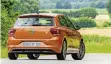  ??  ?? Die großen Heckleucht­en des neuen VW Polo sind an der inneren Umrandung schräg angeschnit­ten.