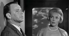  ??  ?? Frank Sinatra and Janet Leigh starred in 1962’s The Manchurian Candidate.