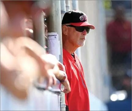  ?? PHOTO BY ANDY HOLZMAN ?? Longtime Hart High School baseball coach Jim Ozella, in his 25th season, will retire after this season. He has a record of 468-242.