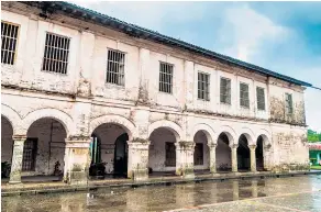  ??  ?? Edificio de la Real Aduana de Portobelo, espera restauraci­ón
Shuttersto­ck