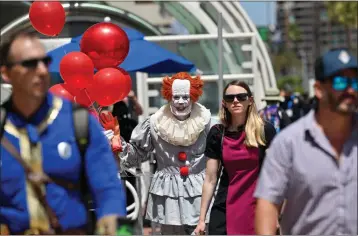  ?? ?? Todd Schmidt, dressed as villainous clown Pennywise during the first day of Comic-Con.