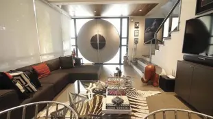  ??  ?? A sneak peek of Tim Yap’s gorgeous interiors.