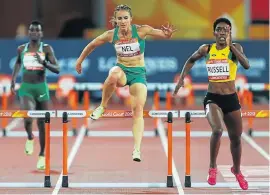  ?? /Roger Sedres/Gallo Images (See Back Page) ?? Perseveran­ce: Wenda Nel in the women’s 400m hurdles final on day eight of the Gold Coast 2018 Commonweal­th Games at the Carrara Stadium on Thursday. Nel finished third to deliver the 12th medal by track and field to SA.