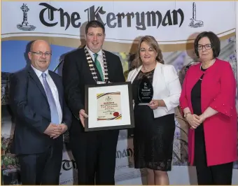  ??  ?? Pictured at the The Kerryman Business Awards 2019 held in the Ballygarry House Hotel Tralee, from left, Billy Mangan, The Corkman; Mayor of Kerry Clr Niall Kelliher; Lorraine Salmon of The Brehon Hotel (Winner of the Best Tourism Award) and CE Kerry County Council Moira Murrell.