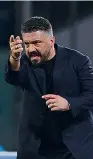  ?? (Lapresse, Afp) ?? Presente e futuro
Il tecnico del Napoli Rino Gattuso e Dries Mertens. Mauro Icardi è il sogno