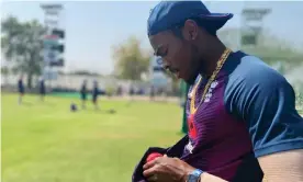  ??  ?? The England fast bowler Jofra Archer with a pink ball during training in Ahmedabad. Photograph: ECB