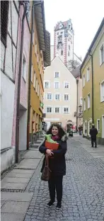  ??  ?? Die Altstadt lockt mit ihren zahlreiche­n kleinen Gässchen und verzaubert die Besucher.