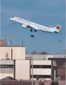  ?? ANDREW VAUGHAN LA PRESSE CANADIENNE ?? Aveos effectuait l’entretien des avions d’Air Canada, puis a brusquemen­t fermé ses portes en 2012, avant de faire faillite.