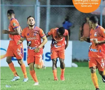  ?? ?? CLAVE. Christophe­r Urmeneta (15) grita su primer gol del torneo Clausura y el cuarto en los registros de la primera división nacional.