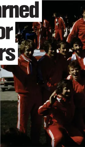  ??  ?? Aberdeen celebrate with the Premier Division trophy in 1980 after being led to the title by Sir Alex Ferguson (right)