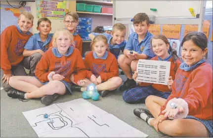  ??  ?? Tomorrow’s robotics experts from Dubbo Public School, back row, Nic Owens, Ari Dale, Quinten Nicholas, Daniel Mawbey, William Weldon, front, Matilda Boneham, Bridie Hammonds, Breeanna Besand, Sonya Lane. PHOTO: