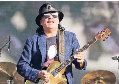  ?? FOTO: IMAGO ?? Carlos Santana kürzlich im Hyde Park von London.