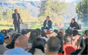  ??  ?? ANDRÉS VALENCIA PINZÓN, ministro de Agricultur­a, presentó la estrategia ‘Coseche, venda a la fija’.