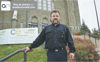  ??  ?? Michel Nowlan, ancien grand chevalier des Chevaliers de Colomb de Bouctouche, est l’un des organisate­urs de la campagne de financemen­t. - Acadie Nouvelle: Jean-Marc Doiron