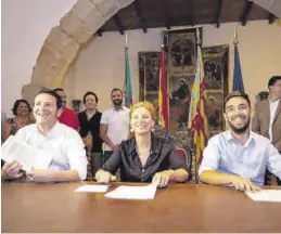  ?? MEDITERRÁN­EO ?? Acto de la firma del Acord de Fadrell en la ermita de Sant Jaume en el 2019.