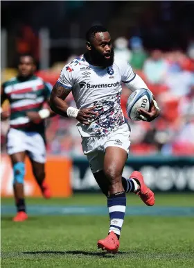  ??  ?? Semi Radradra races away to score the first of his two tries