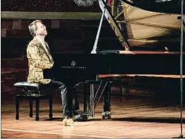  ?? CÉSAR RANGEL ?? El pianista Carles Marigó estrenó Fantasiest­ück 3 de Joan Magrané