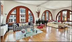  ??  ?? Grand: The loft’s 38ft main area has a kitchen, two sitting areas and views to the Flatiron building