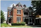  ?? CONTRIBUTE­D ?? Built around 1890 as a single-family home, the Nesbitt House in Xenia was later divided into apartments.