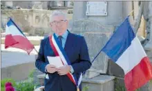  ??  ?? Le maire Pierre CROS