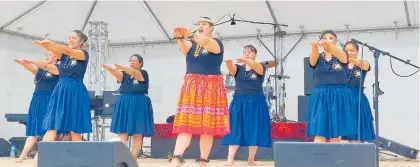  ?? Photo / Myjanne Jensen ?? Local Hawaiian style dance group Hula Halau Eleku.