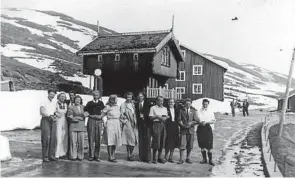  ??  ?? GOD STEMNING: Fra Haukelisae­ter Lakshyl, 1947.