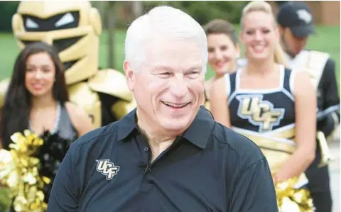  ?? ORLANDO SENTINEL FILE ?? Former UCF President John Hitt, who died in February at 82, was a passionate supporter of the Knights’ athletic programs, especially football.