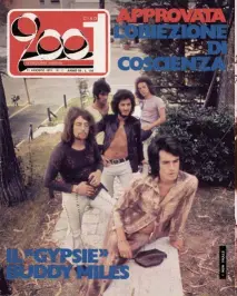  ?? ?? A sinistra la copertina di «Ciao 2001»
(11 agosto 1971) e, a destra, la pubblicità di CONCERTO GROSSO nella stessa rivista (23 giugno 1971).