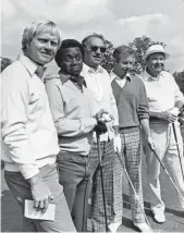  ?? DISPATCH FILE GLEN CUMBERLEDG­E/COLUMBUS ?? One of the fivesomes playing in the 1976 Pro-am: From left, Jack Nicklaus, Flip Wilson, Pandel Savic (tournament co-chairman), Jack Curran (sporting goods executive) and Ohio Gov. James A. Rhodes. Savic was a stand-in for Bing Crosby.