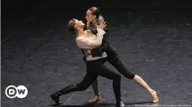  ??  ?? Ob Mann, ob Frau: In "Orlando" von Choreograf Christian Spuk verwischen die Geschlecht­ergrenzen