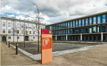  ?? Foto: ?? An der Hochschule Augsburg brodelt es hinter den Kulissen. Grund ist die Hochschulk­anzlerin, die mit ihrem Arbeitssti­l viel Kritik auf sich zieht. Klaus Rainer Krieger