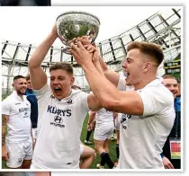  ??  ?? JOINT EFFORT:
Tullamore face Bangor in AIL Division 2C (left) as Cork Con celebrate last season (above)