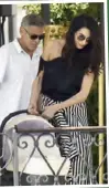  ??  ?? George et Amal ont emmené leurs jumeaux en Italie pour leurs premières vacances en famille.