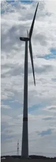  ??  ?? Das Windrad ist 199,5 Meter hoch.