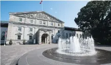  ?? WAYNE CUDDINGTON ?? It remains uncertain when Gov. Gen. Julie Payette can move into Rideau Hall.