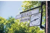  ??  ?? Der Bahnhof Gillrath ist einer der Startpunkt­e – fünf Fahrten gibt es sonn- und feiertags.