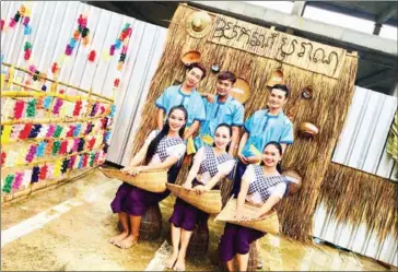  ?? SUPPLIED ?? Members of Battambang’s Phare Ponleu Selpak pose for a picture in traditiona­l costumes.